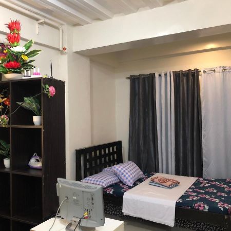 Your City•Home Apartment Paranaque City Екстериор снимка