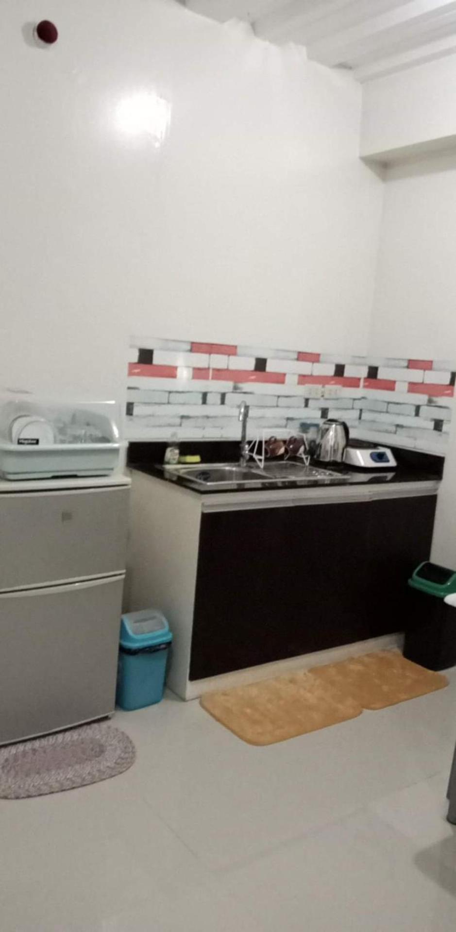 Your City•Home Apartment Paranaque City Екстериор снимка