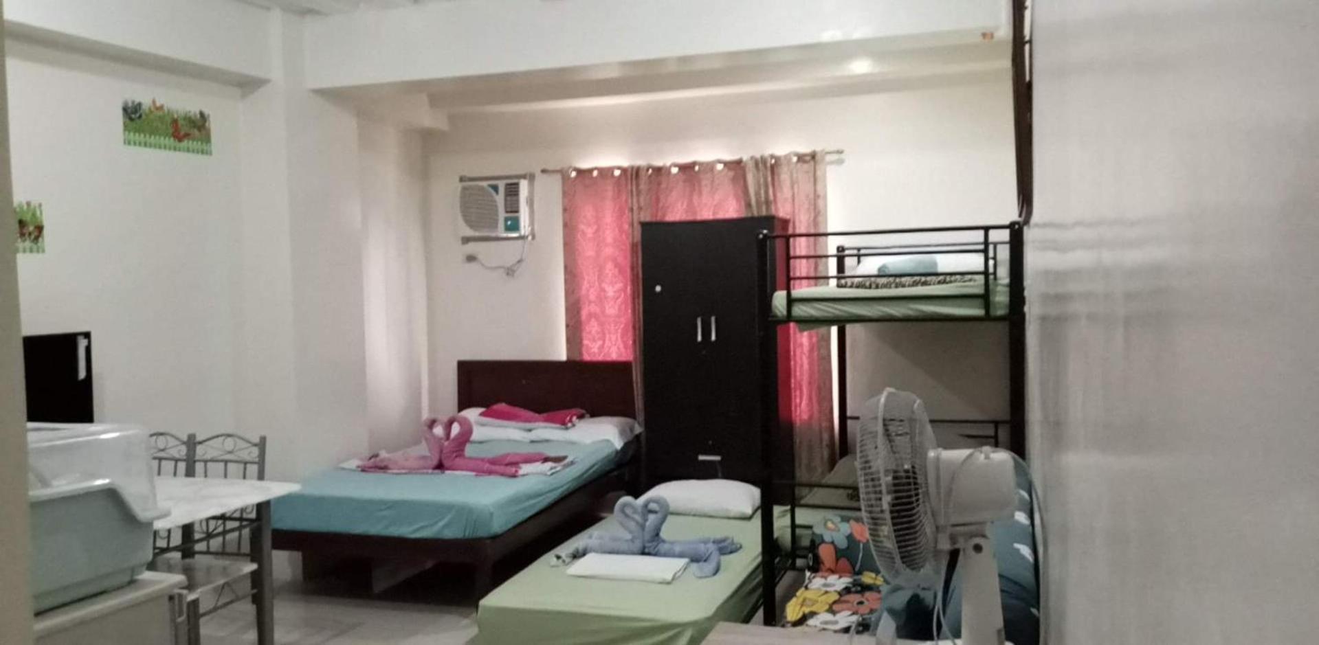 Your City•Home Apartment Paranaque City Екстериор снимка
