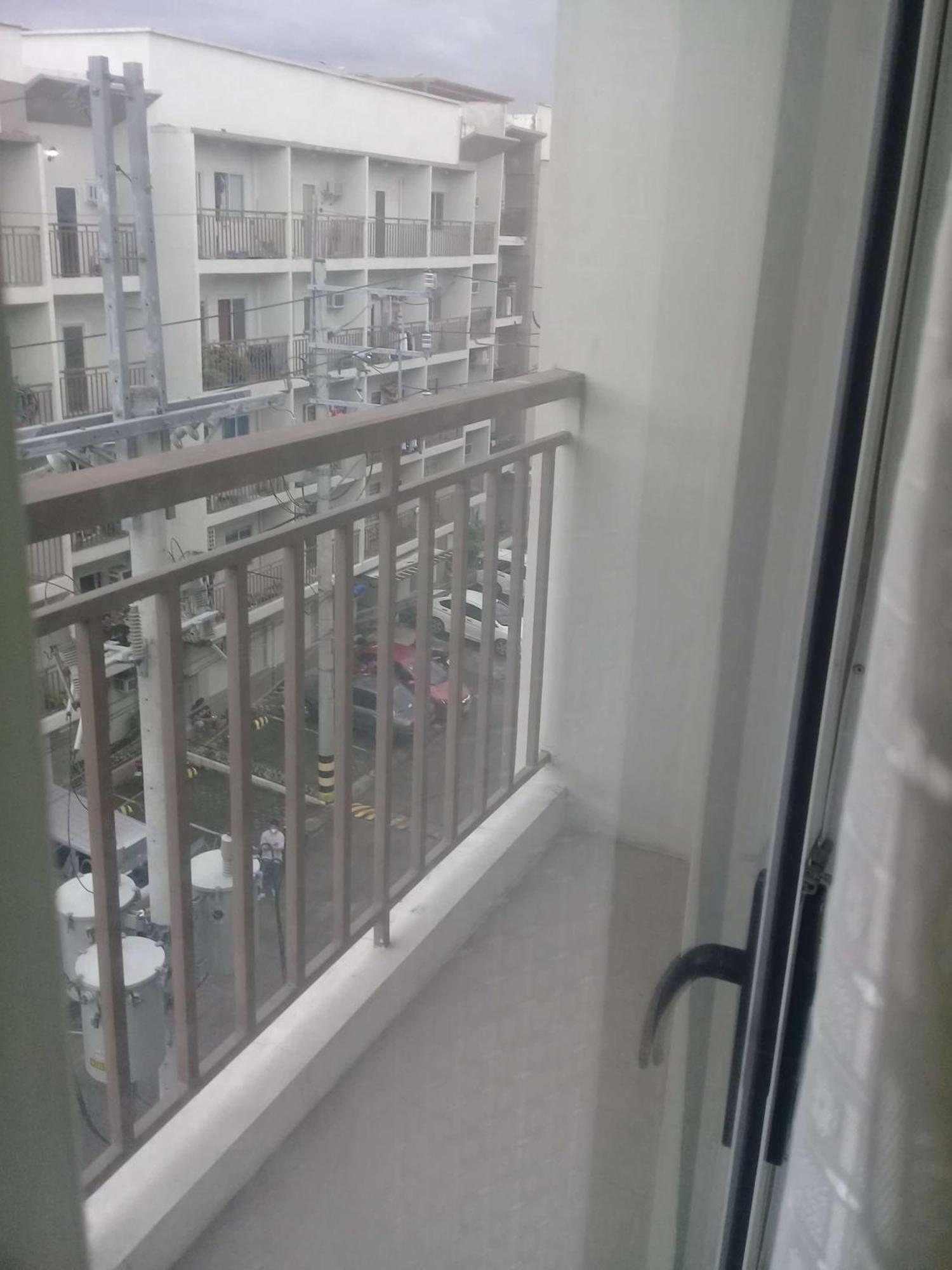 Your City•Home Apartment Paranaque City Екстериор снимка
