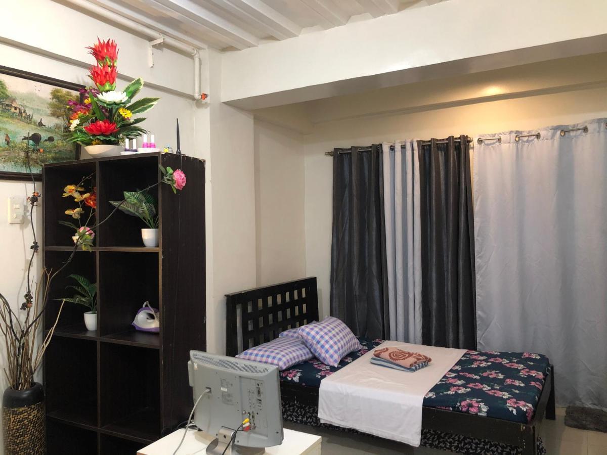 Your City•Home Apartment Paranaque City Екстериор снимка