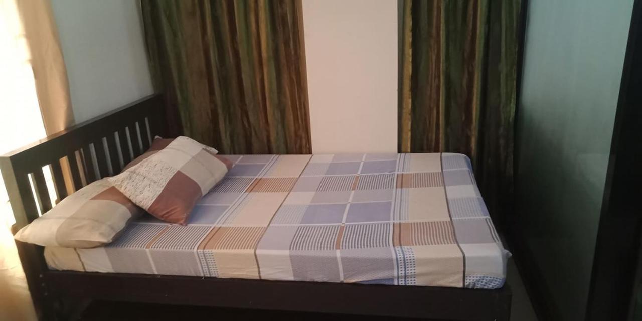 Your City•Home Apartment Paranaque City Екстериор снимка