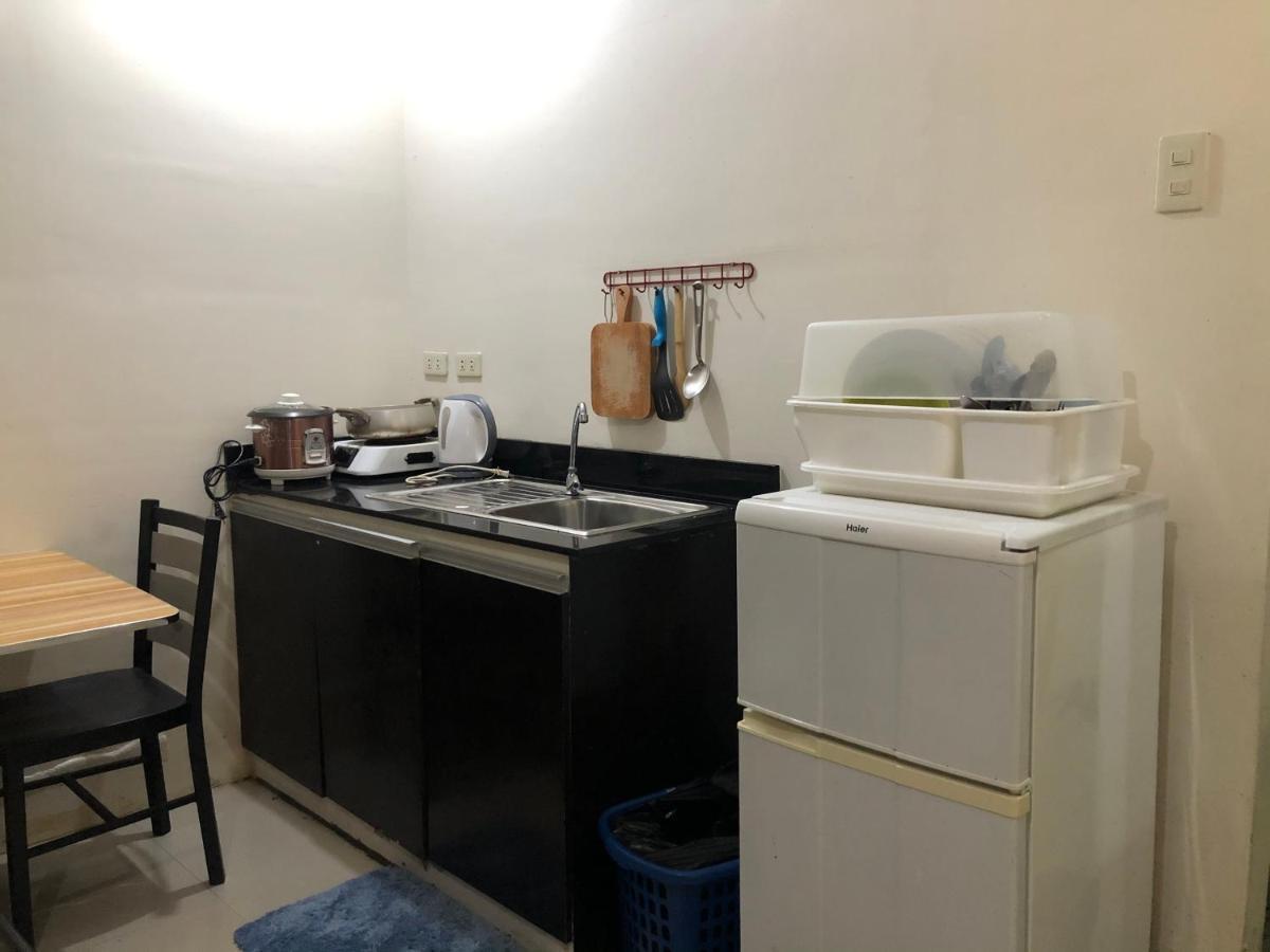 Your City•Home Apartment Paranaque City Екстериор снимка
