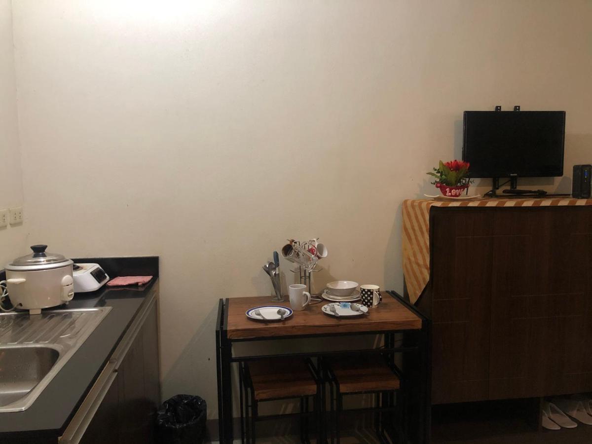 Your City•Home Apartment Paranaque City Екстериор снимка