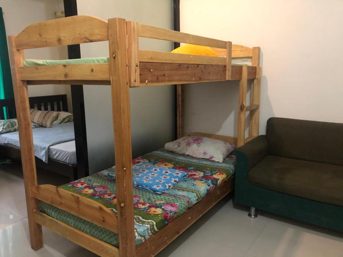 Your City•Home Apartment Paranaque City Екстериор снимка