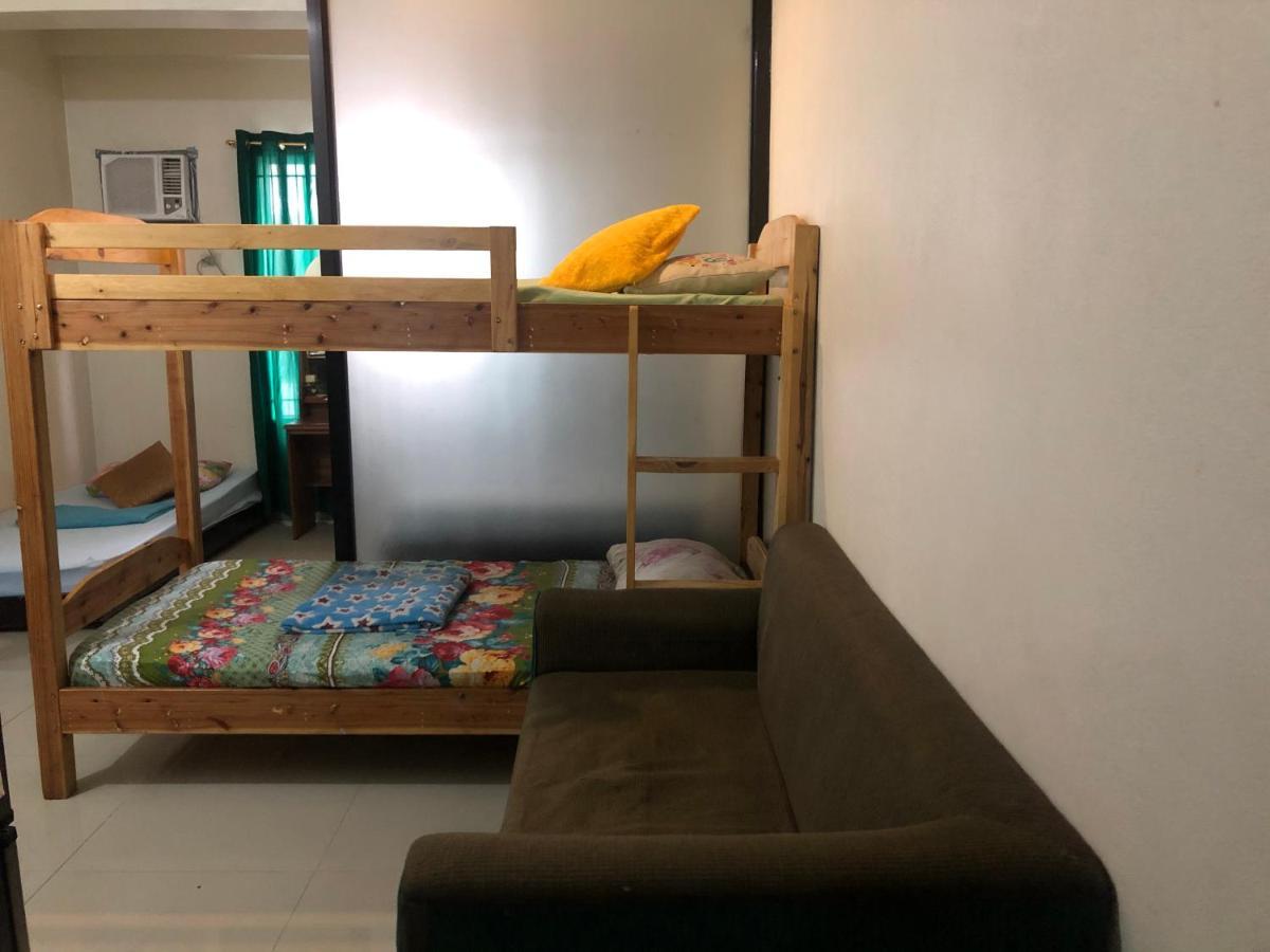 Your City•Home Apartment Paranaque City Екстериор снимка