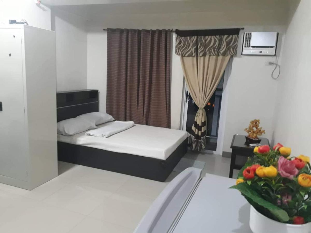 Your City•Home Apartment Paranaque City Екстериор снимка